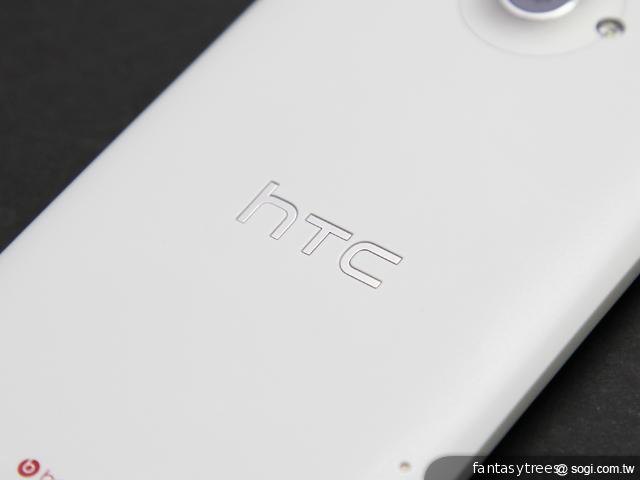 HTC One X外觀圖賞 耗電量、溫度測試揭密 HTC One X外觀圖賞 耗電量、溫度測試揭密