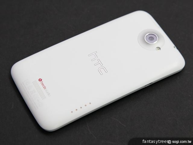 HTC One X外觀圖賞 耗電量、溫度測試揭密 HTC One X外觀圖賞 耗電量、溫度測試揭密