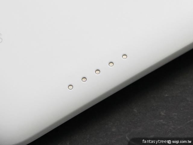 HTC One X外觀圖賞 耗電量、溫度測試揭密 HTC One X外觀圖賞 耗電量、溫度測試揭密