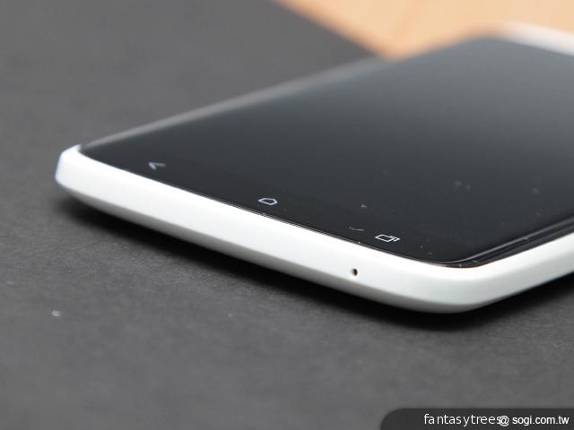 HTC One X外觀圖賞 耗電量、溫度測試揭密 HTC One X外觀圖賞 耗電量、溫度測試揭密