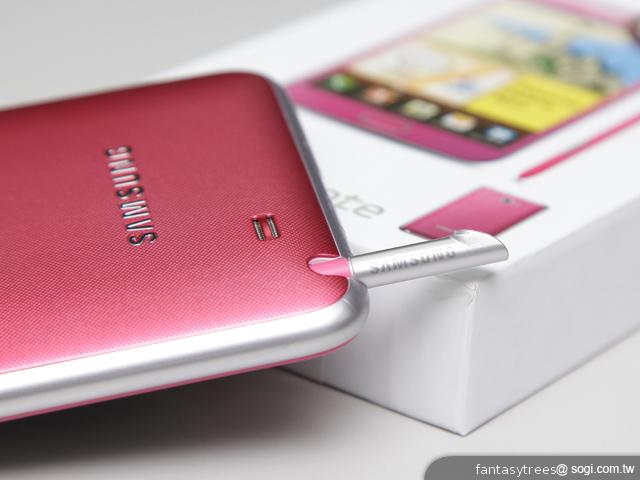 三星GALAXY Note粉紅新色入手 圖賞搶先看 三星GALAXY Note粉紅新色入手 圖賞搶先看