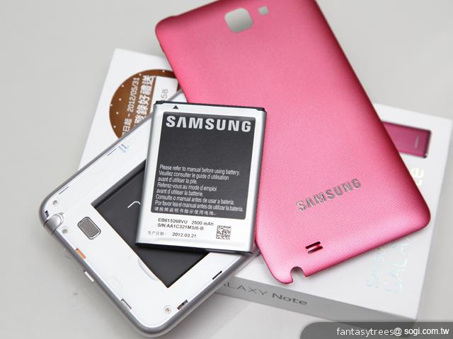 三星GALAXY Note粉紅新色入手 圖賞搶先看 三星GALAXY Note粉紅新色入手 圖賞搶先看