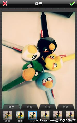 三星GALAXY Note、S II粉桃新色 找來Hebe代言 三星GALAXY Note、S II粉桃新色 找來Hebe代言