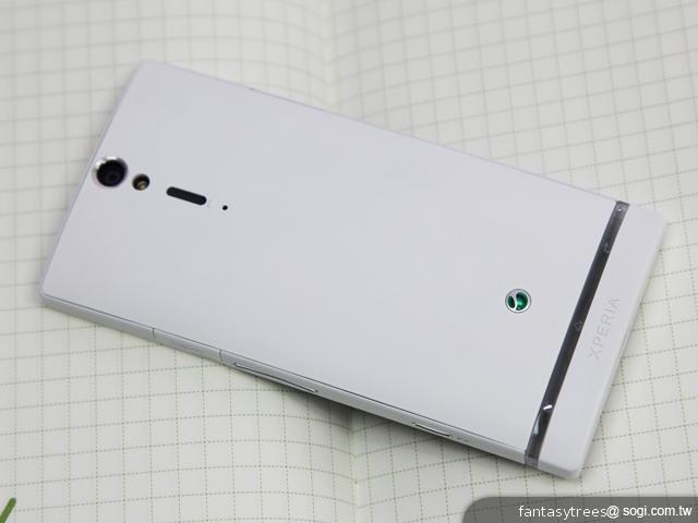 Sony XPERIA S消費者十大疑問 黃斑、Bug解答! Sony XPERIA S消費者十大疑問 黃斑、Bug解答!