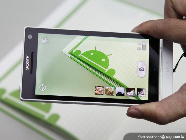 Sony XPERIA S消費者十大疑問 黃斑、Bug解答! Sony XPERIA S消費者十大疑問 黃斑、Bug解答!