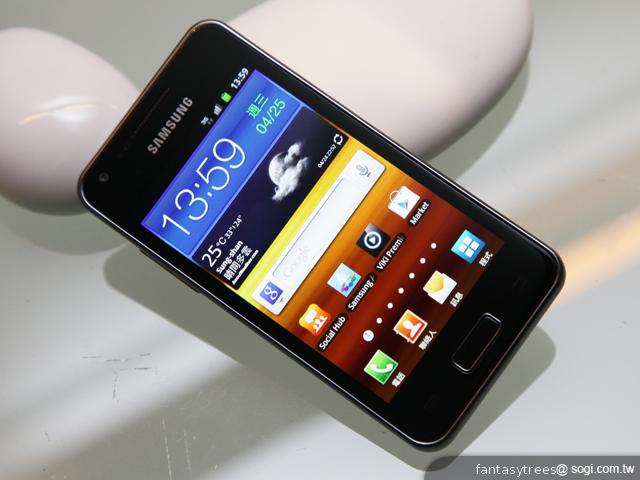 三星GALAXY S Advance遠傳獨賣 空機13900搶市 三星GALAXY S Advance遠傳獨賣 空機13900搶市