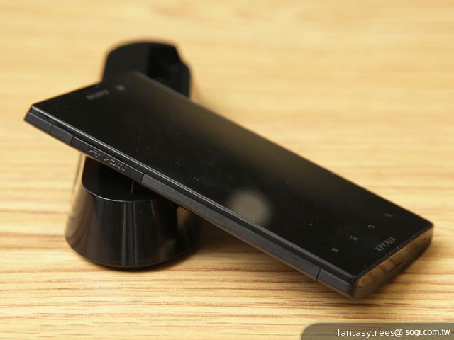 Sony XPERIA ion鋁鎂合金質感、大螢幕旗艦現身 Sony XPERIA ion鋁鎂合金質感、大螢幕旗艦現身
