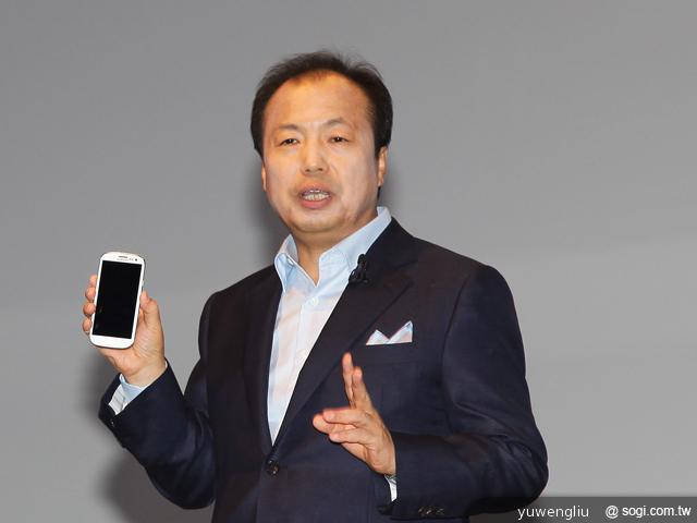 S2 Bye!三星GALAXY S III登場 英國直擊 S2 Bye!三星GALAXY S III登場 英國直擊