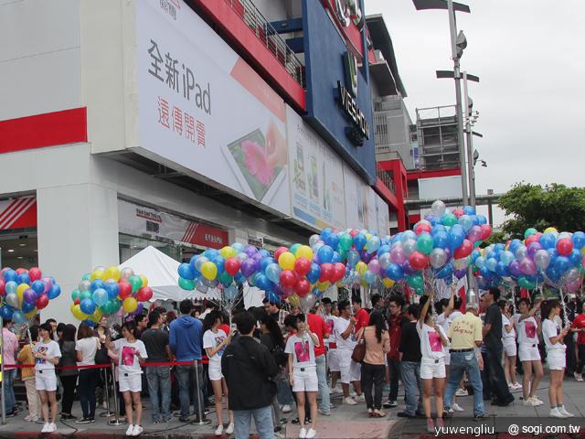 全新iPad平板電腦 台灣上市 電信、通路齊開賣 全新iPad平板電腦 台灣上市 電信、通路齊開賣