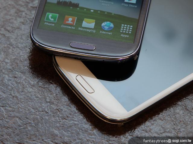 三星GALAXY SIII i9300登台發表 電信業者齊推 三星GALAXY SIII i9300登台發表 電信業者齊推