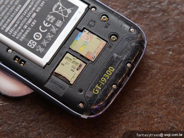 三星GALAXY SIII i9300登台發表 電信業者齊推 三星GALAXY SIII i9300登台發表 電信業者齊推