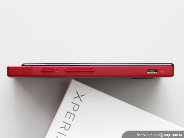 Sony XPERIA sola 懸浮觸控新體驗 Sony XPERIA sola 懸浮觸控新體驗