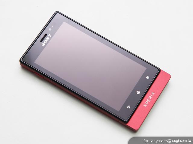 Sony XPERIA sola 懸浮觸控新體驗 Sony XPERIA sola 懸浮觸控新體驗