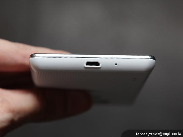 4.3吋智慧型手機LG Optimus L7 萬元有找 4.3吋智慧型手機LG Optimus L7 萬元有找