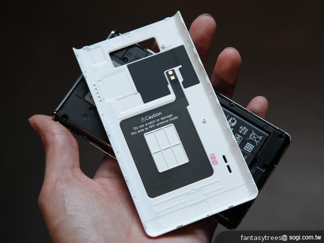 4.3吋智慧型手機LG Optimus L7 萬元有找 4.3吋智慧型手機LG Optimus L7 萬元有找