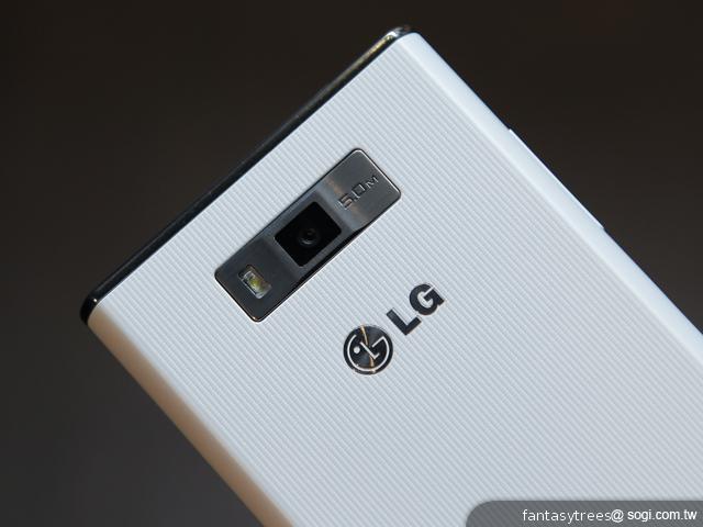 4.3吋智慧型手機LG Optimus L7 萬元有找 4.3吋智慧型手機LG Optimus L7 萬元有找