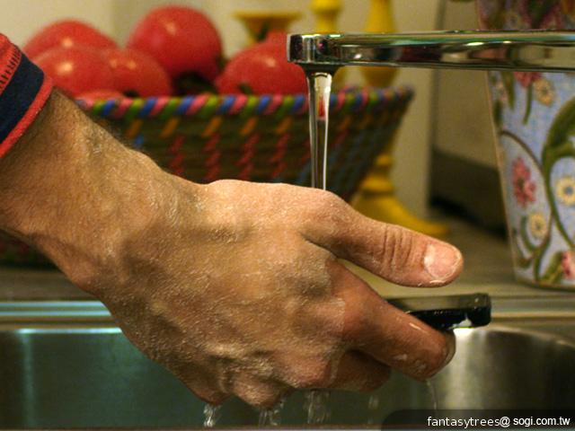 Sony XPERIA acro S、go 防水智慧雙機發表 Sony XPERIA acro S、go 防水智慧雙機發表