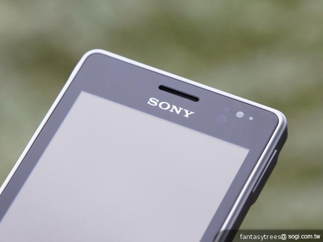 Sony Xperia go、acro S防水新寵 台灣第三季開賣 Sony Xperia go、acro S防水新寵 台灣第三季開賣