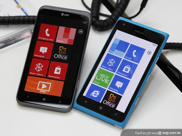 NOKIA Lumia 900、HTC TITAN II 微軟展場雙雄爭霸 NOKIA Lumia 900、HTC TITAN II 微軟展場雙雄爭霸