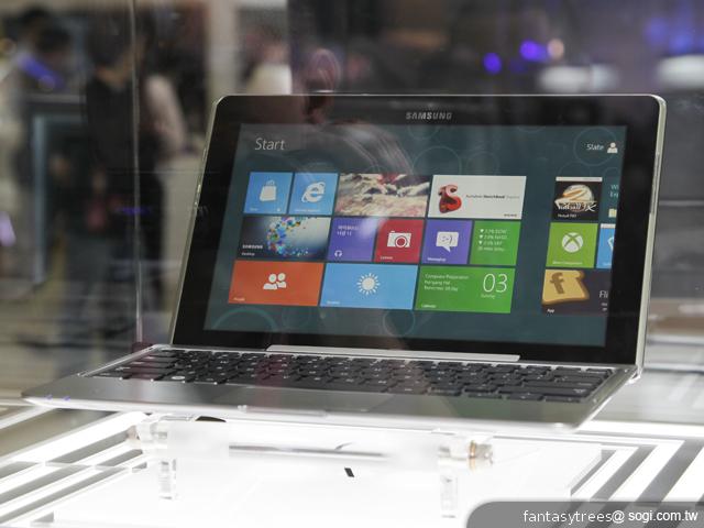 三星Series 7 SLATE PC、變形平板Hybrid PC亮相 三星Series 7 SLATE PC、變形平板Hybrid PC亮相