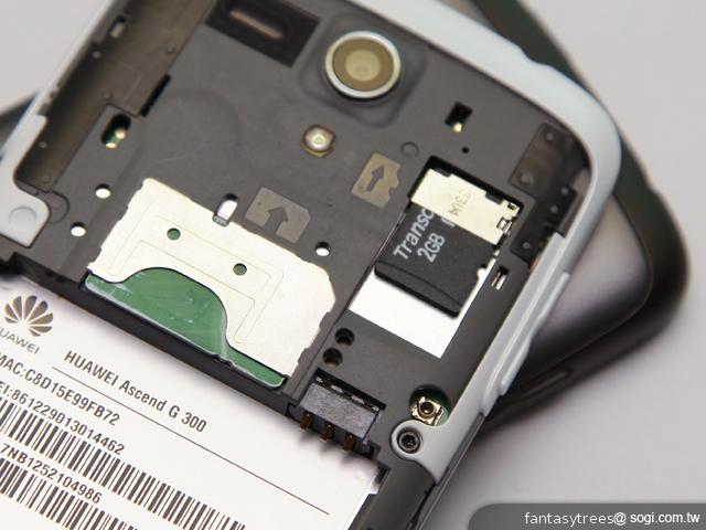 華為Ascend G 300搭載4吋螢幕、DTS音效 8千有找 華為Ascend G 300搭載4吋螢幕、DTS音效 8千有找