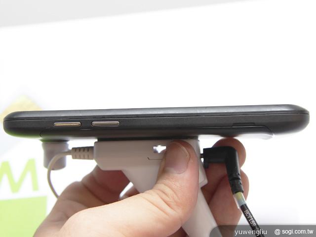 GSmart M1348雙卡機初曝光 G1342、G1362同參展【Computex 2012】 GSmart M1348雙卡機初曝光 G1342、G1362同參展【Computex 2012】