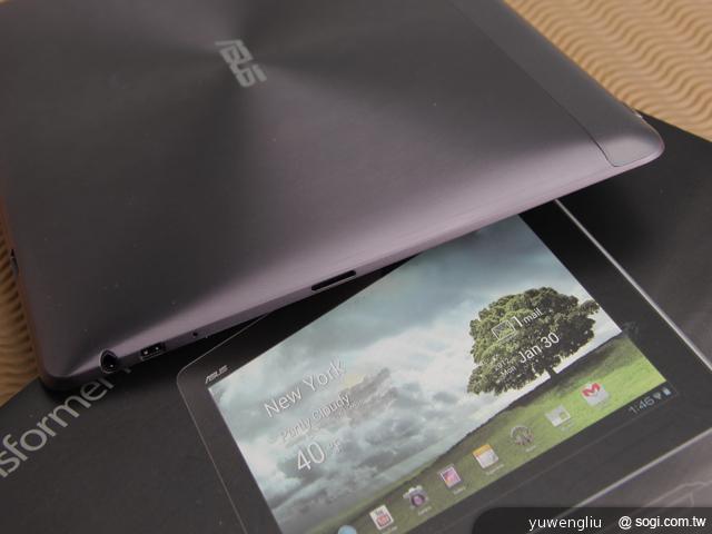 華碩四核心平板TF700T 至尊無限進化出擊 華碩四核心平板TF700T 至尊無限進化出擊