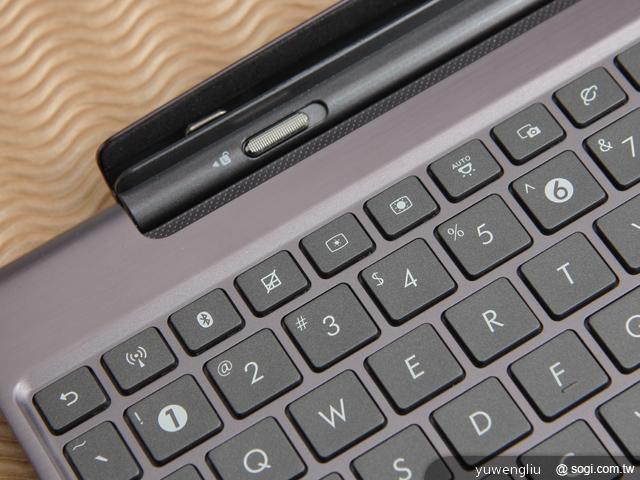 華碩四核心平板TF700T 至尊無限進化出擊 華碩四核心平板TF700T 至尊無限進化出擊