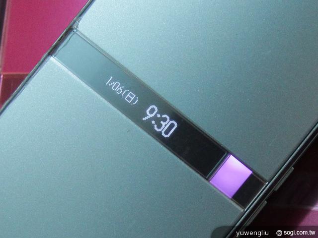 Sharp 007SH 智慧日系摺疊自拍高手 Sharp 007SH 智慧日系摺疊自拍高手