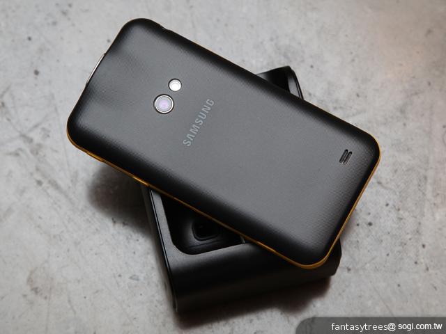 三星GALAXY Beam微投影手機 七月中開賣 三星GALAXY Beam微投影手機 七月中開賣