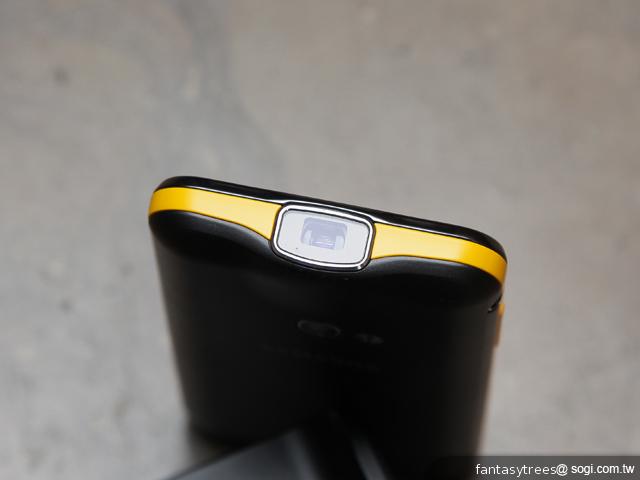 三星GALAXY Beam微投影手機 七月中開賣 三星GALAXY Beam微投影手機 七月中開賣