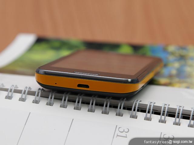 三星GALAXY Beam微投影手機 輕鬆打造50吋大視界