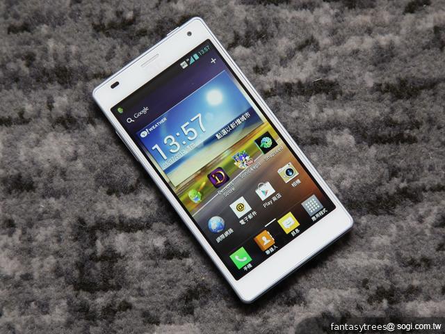 LG Optimus 4X HD四核旗艦2萬有找 預購贈藍牙耳機 LG Optimus 4X HD四核旗艦2萬有找 預購贈藍牙耳機