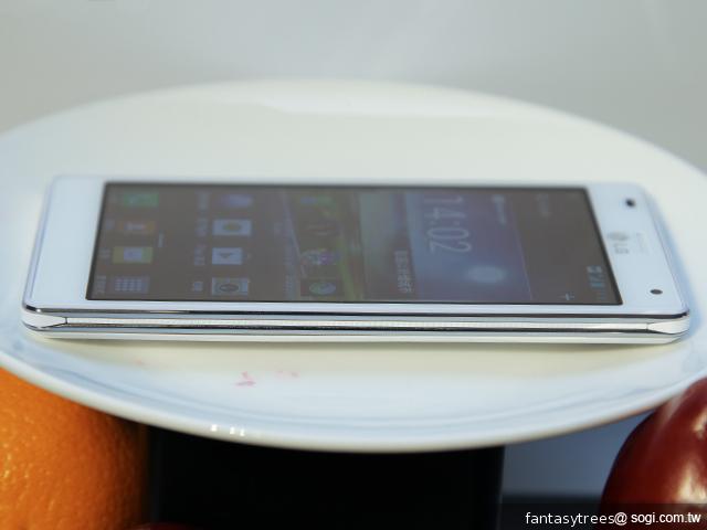 LG Optimus 4X HD四核旗艦2萬有找 預購贈藍牙耳機 LG Optimus 4X HD四核旗艦2萬有找 預購贈藍牙耳機