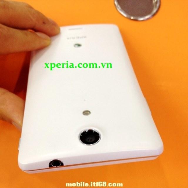 Sony Xperia GX國際版通過FCC認證 實機照曝光 Sony Xperia GX國際版通過FCC認證 實機照曝光