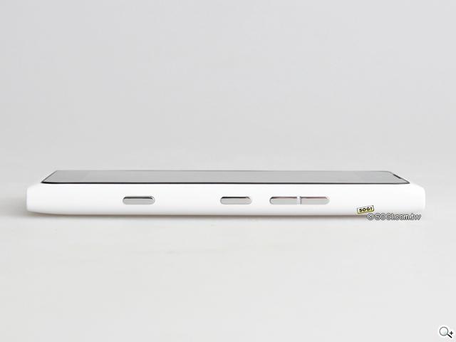 NOKIA Lumia 900 末代WP7機皇的逆襲 NOKIA Lumia 900 末代WP7機皇的逆襲