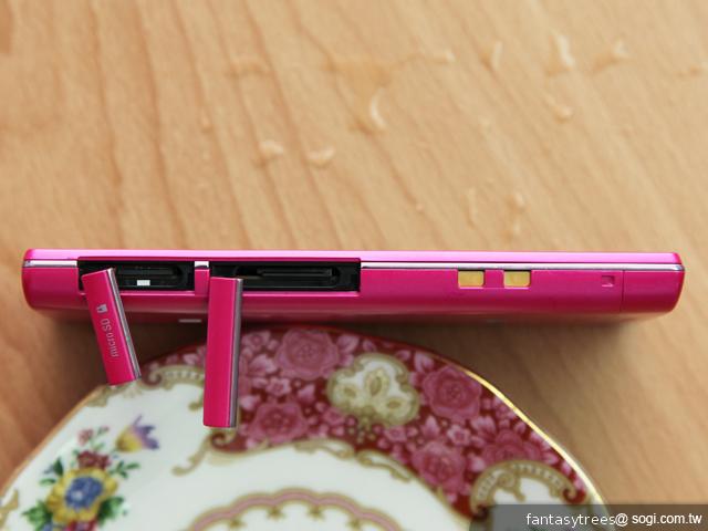 Sony Xperia acro S 高規格防水智慧旗艦 Sony Xperia acro S 高規格防水智慧旗艦