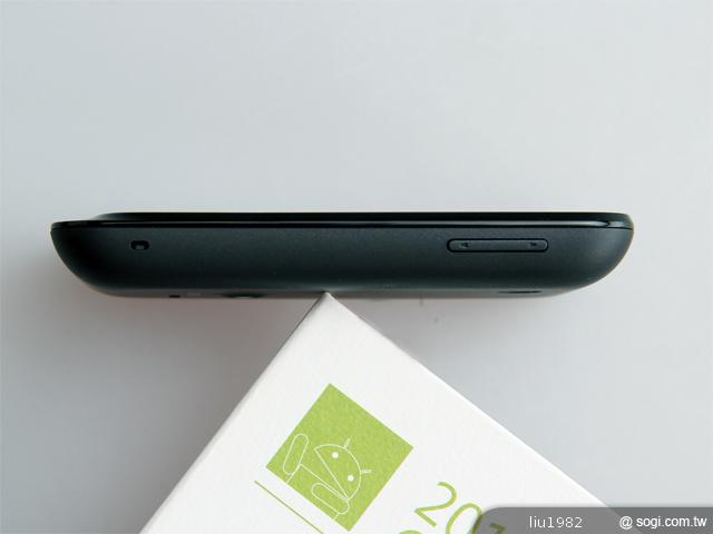 輕巧便攜的入門智慧機 Sony Xperia tipo 輕巧便攜的入門智慧機 Sony Xperia tipo