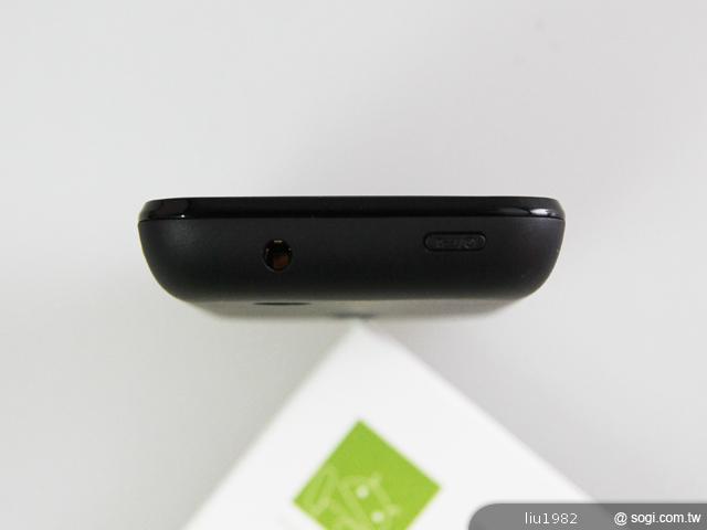 輕巧便攜的入門智慧機 Sony Xperia tipo 輕巧便攜的入門智慧機 Sony Xperia tipo
