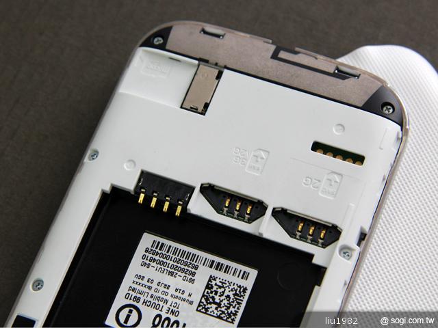 阿爾卡特雙卡雙待智慧機 Alcatel OT-991D 阿爾卡特雙卡雙待智慧機 Alcatel OT-991D