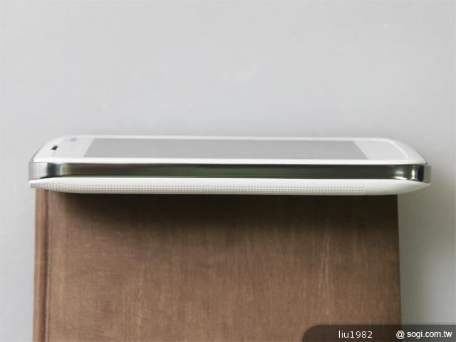 阿爾卡特雙卡雙待智慧機 Alcatel OT-991D 阿爾卡特雙卡雙待智慧機 Alcatel OT-991D