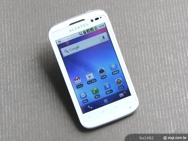 阿爾卡特雙卡雙待智慧機 Alcatel OT-991D 阿爾卡特雙卡雙待智慧機 Alcatel OT-991D
