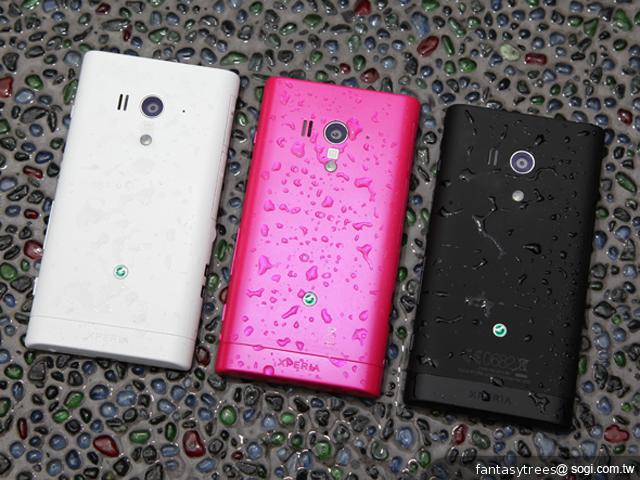 Sony Xperia acro S中華特惠9月開跑 月付2443手機0元 Sony Xperia acro S中華特惠9月開跑 月付2443手機0元