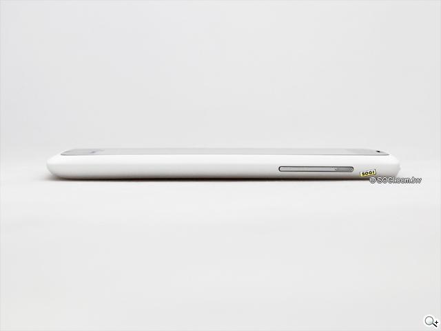 5吋雙卡、雙核心智慧手機首選 Sharp SH530U 5吋雙卡、雙核心智慧手機首選 Sharp SH530U