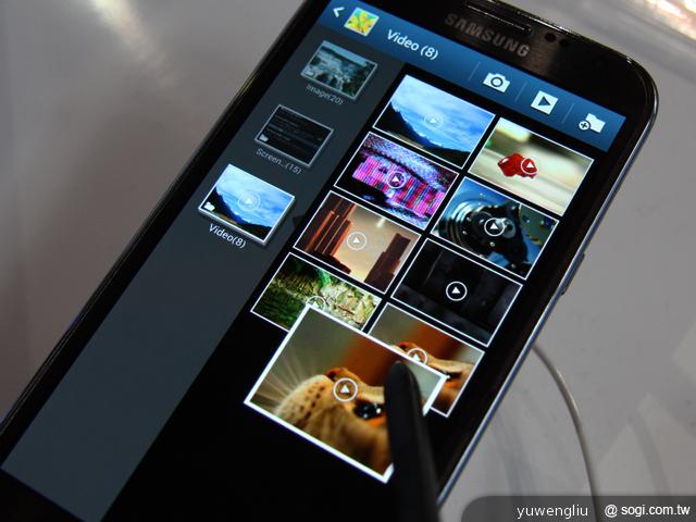 三星GALAXY Note 2跨界旗艦10月登台 功能搶先測【IFA 2012】 三星GALAXY Note 2跨界旗艦10月登台 功能搶先測【IFA 2012】