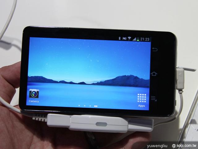 三星安卓相機GALAXY Camera德國實測【IFA 2012】 三星安卓相機GALAXY Camera德國實測【IFA 2012】