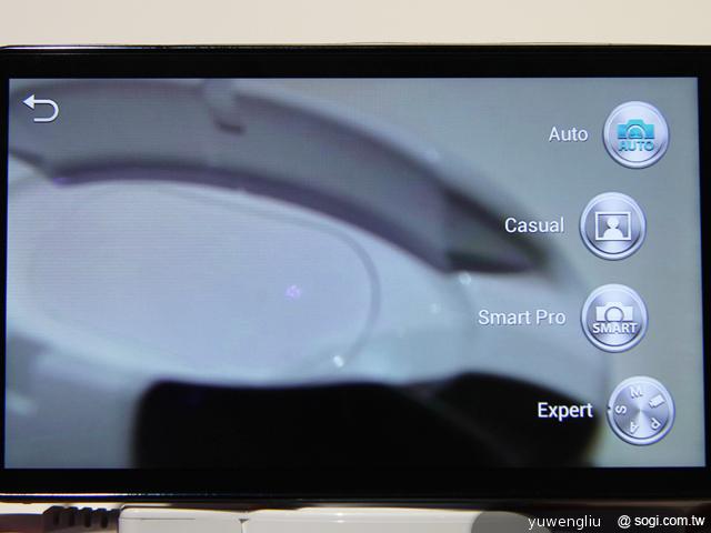 三星安卓相機GALAXY Camera德國實測【IFA 2012】 三星安卓相機GALAXY Camera德國實測【IFA 2012】