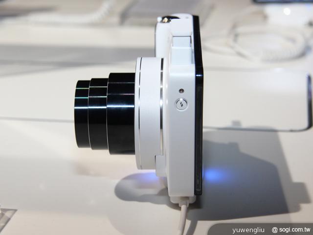 三星安卓相機GALAXY Camera德國實測【IFA 2012】 三星安卓相機GALAXY Camera德國實測【IFA 2012】