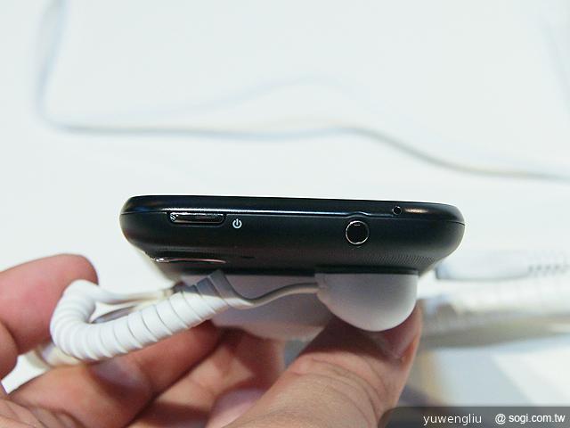 英特爾展示多款自家處理器手機 ZTE Grand X IN初登場【IFA 2012】 英特爾展示多款自家處理器手機 ZTE Grand X IN初登場【IFA 2012】