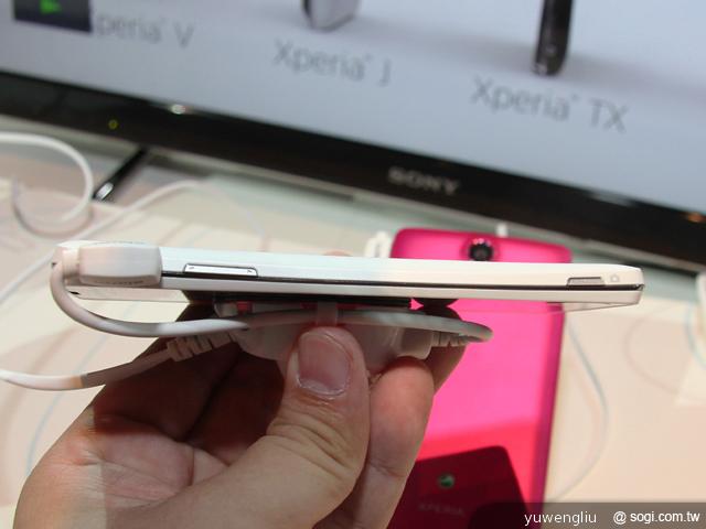 Sony手機、平板新機齊發 Xperia TX 十月登台【IFA 2012】 Sony手機、平板新機齊發 Xperia TX 十月登台【IFA 2012】